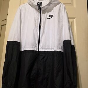 Nike White and Black Hooded Windbreaker Jacket